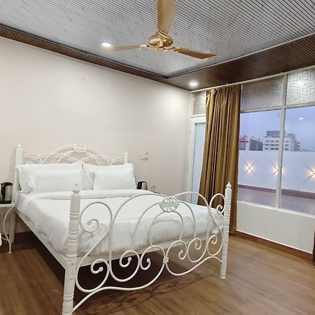Hotel Golden Heritage Deluxe Jaipur Eksteriør billede