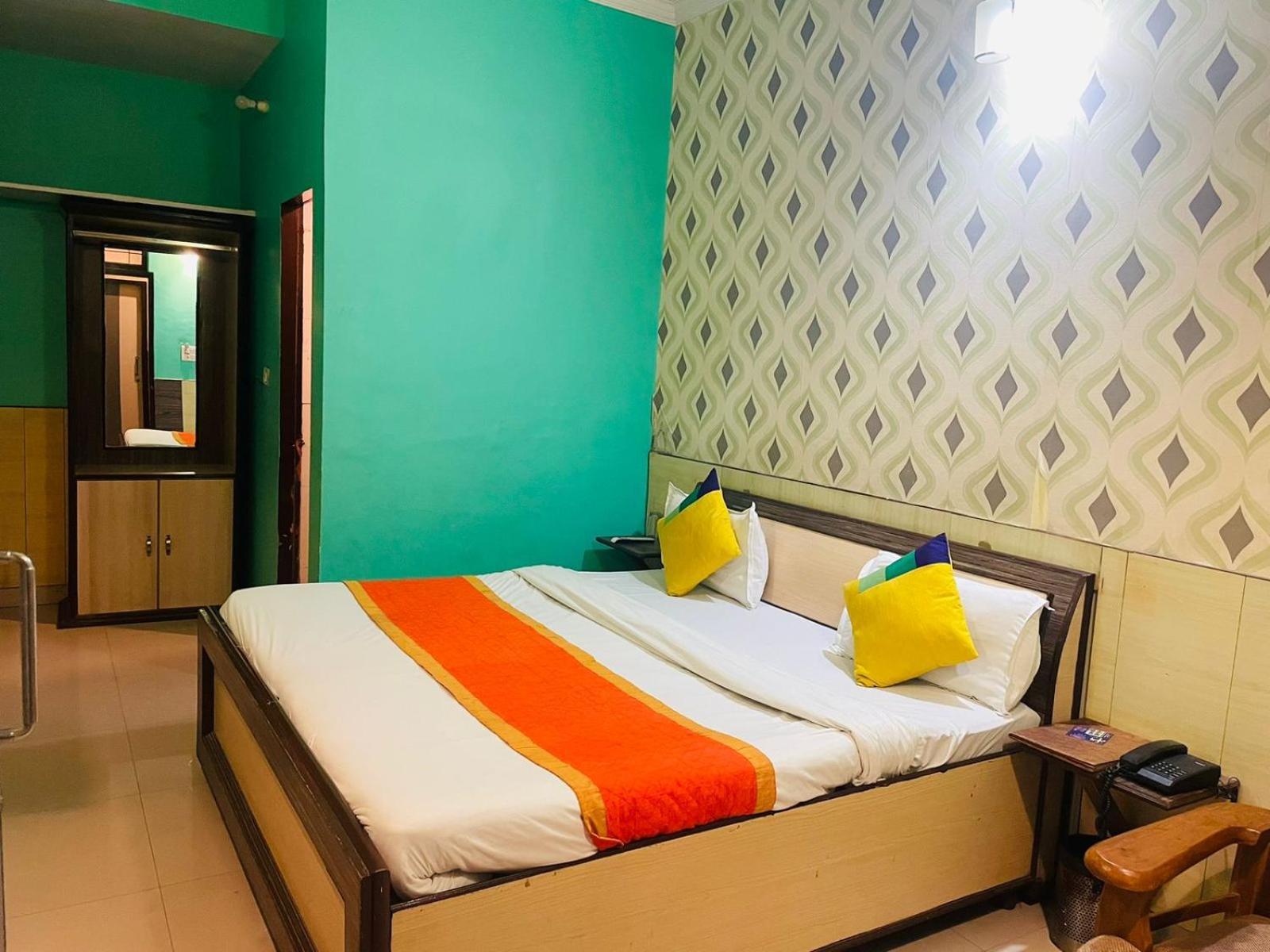 Hotel Golden Heritage Deluxe Jaipur Eksteriør billede