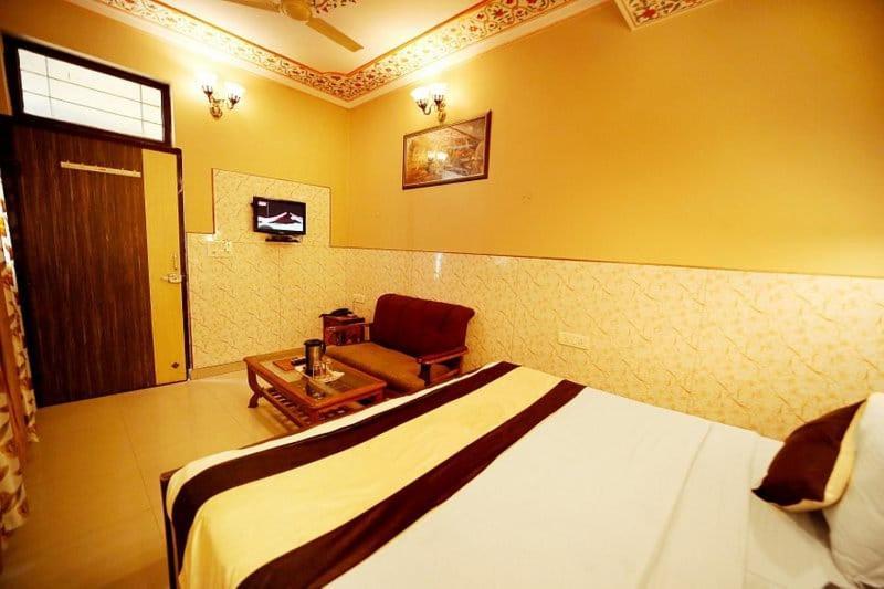 Hotel Golden Heritage Deluxe Jaipur Eksteriør billede