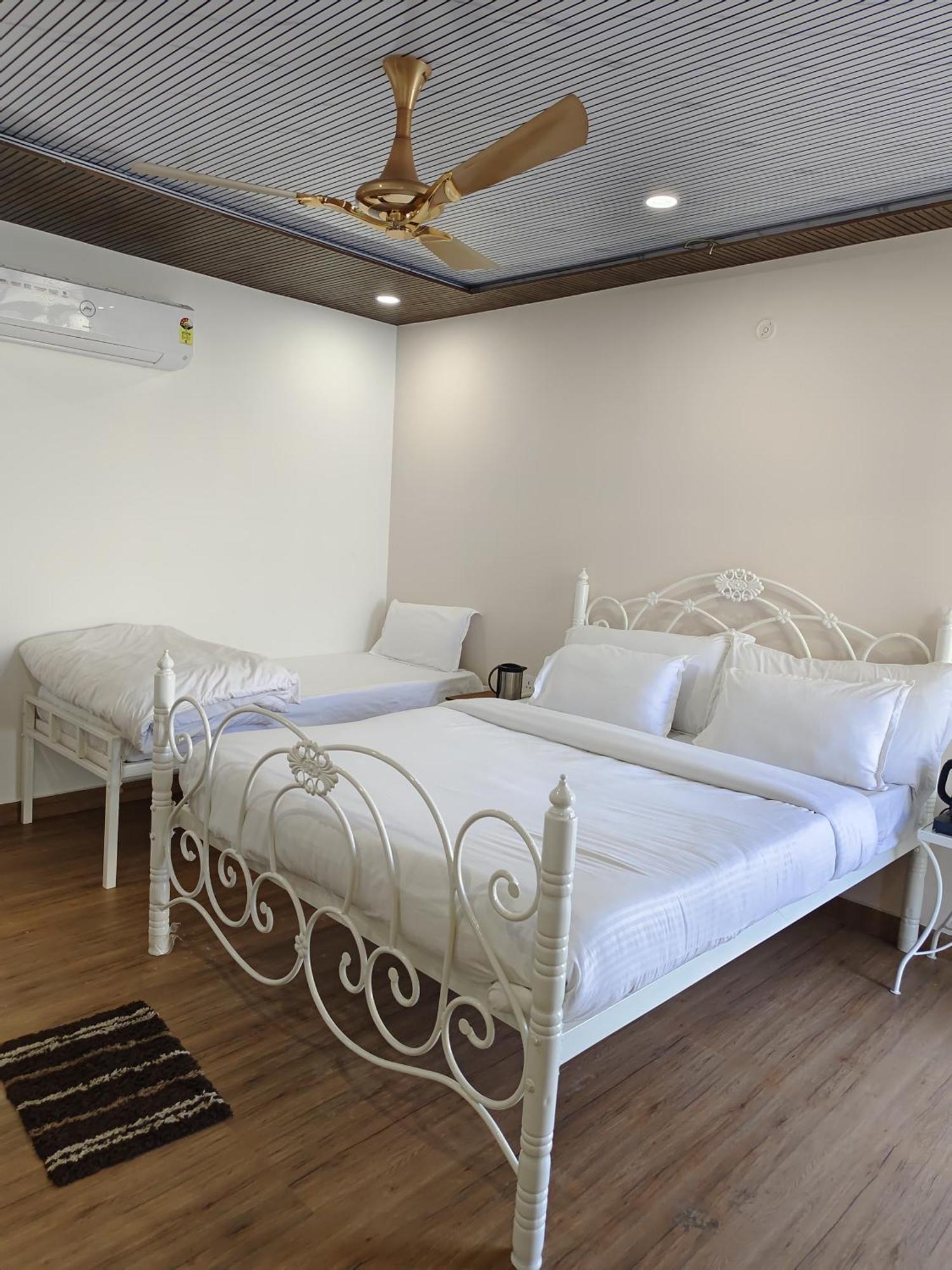 Hotel Golden Heritage Deluxe Jaipur Eksteriør billede