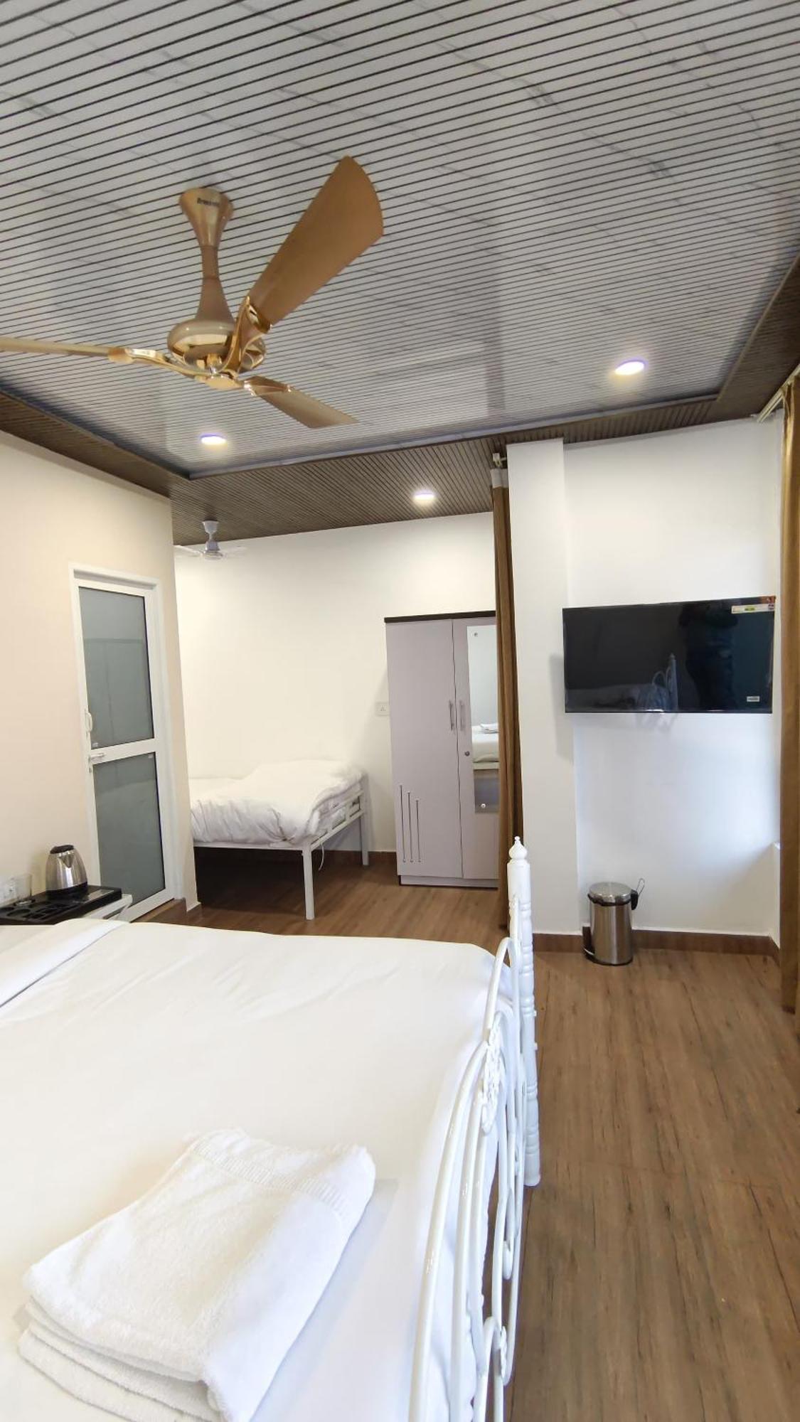 Hotel Golden Heritage Deluxe Jaipur Eksteriør billede